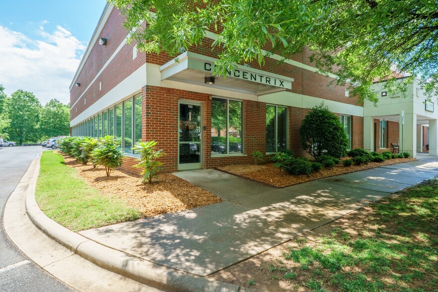 3120 Latrobe Dr, Charlotte, NC for sale - Building Photo - Image 3 of 36