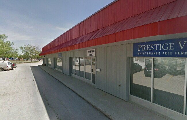 Plus de détails pour 168-184 Wyatt Rd, Winnipeg, MB - Industriel à louer