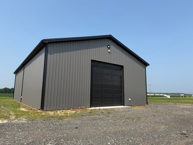 8509 Palmer Ln, Bridgeville, DE à louer - Photo du bâtiment - Image 2 de 16
