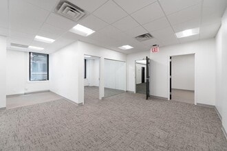 223 W Jackson Blvd, Chicago, IL for lease Interior Photo- Image 2 of 8