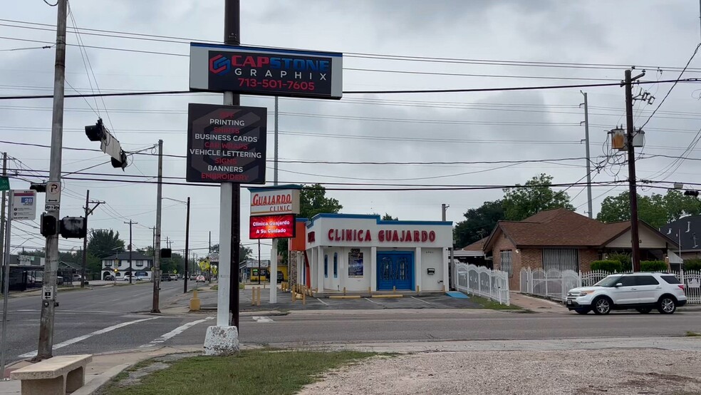 602 Ssgt Macario Garcia Dr, Houston, TX à vendre - Vidéo sur l’inscription commerciale - Image 2 de 12