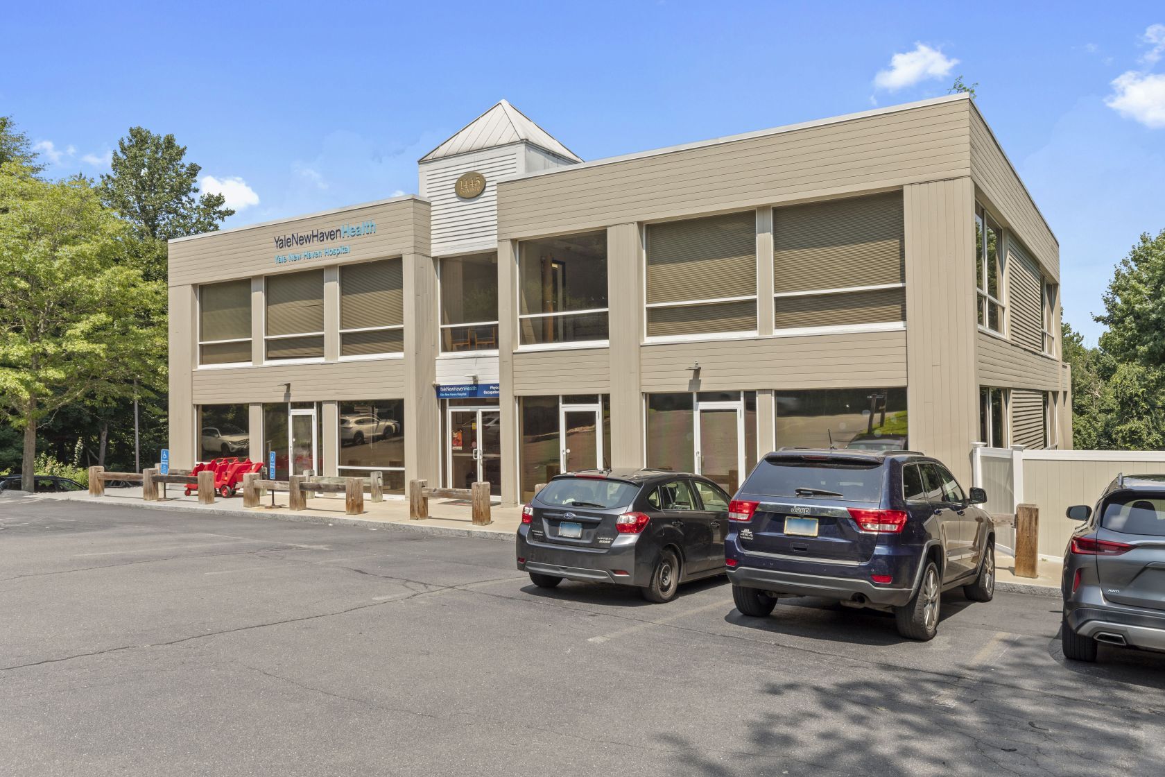 1445 Boston Post Rd, Guilford, CT for sale Primary Photo- Image 1 of 19