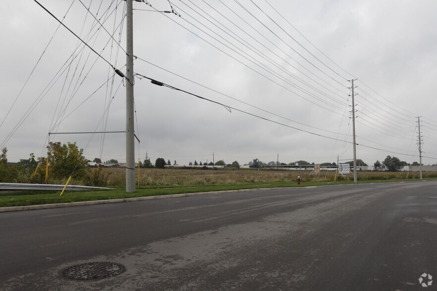 2965 Drew Rd, Mississauga, ON à vendre - Photo principale - Image 1 de 1