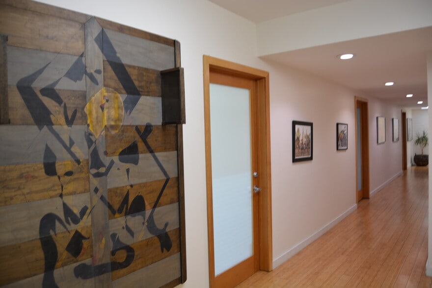 4244-4248 Overland Ave, Culver City, CA for lease - Building Photo - Image 2 of 8