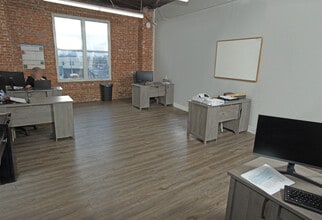 207 Lawrence Ave, Inwood, NY for lease Interior Photo- Image 1 of 4
