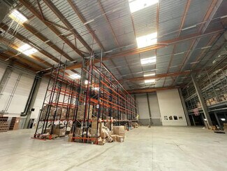 Plus de détails pour Bureau, Industriel à louer