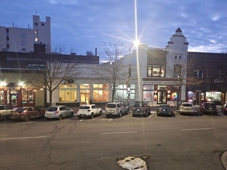 113-115 W Main St, Missoula, MT à louer - Photo du bâtiment - Image 1 de 2