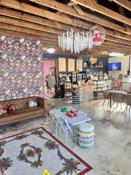 106 N Main St, Granite Quarry, NC à louer - Photo du bâtiment - Image 3 de 26