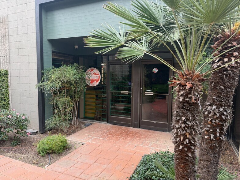 4848 Colt St, Ventura, CA à vendre - Photo du bâtiment - Image 2 de 7