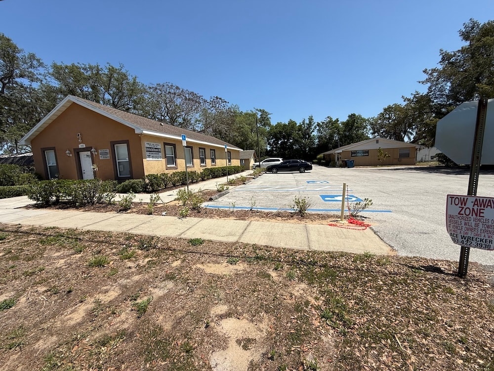 103 Escambia Ave, Davenport, FL for sale Primary Photo- Image 1 of 11