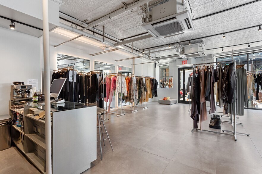 231-235 Lafayette St, New York, NY à louer - Photo du bâtiment - Image 3 de 11