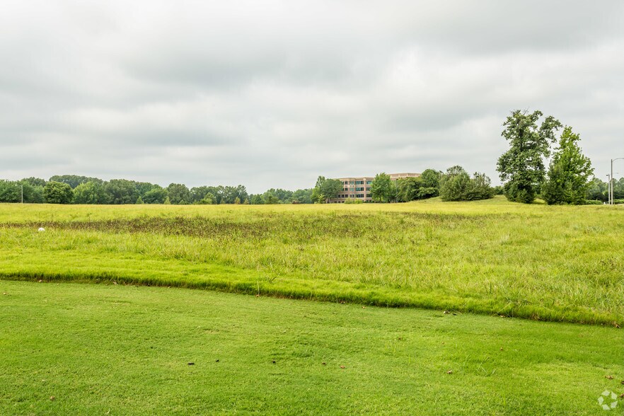 3291 Players Club Pky, Memphis, TN à vendre - Photo principale - Image 1 de 1