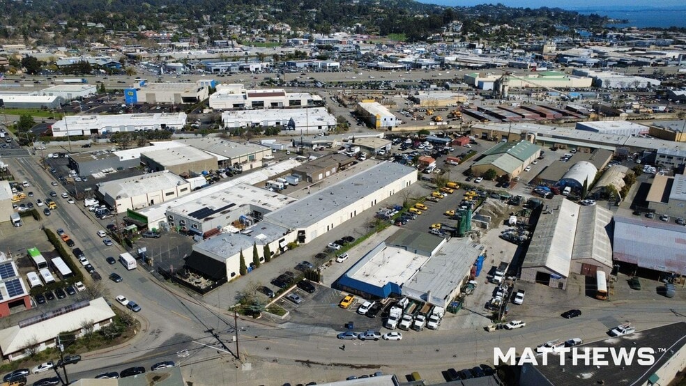 45 De Luca Pl, San Rafael, CA for lease - Building Photo - Image 2 of 5