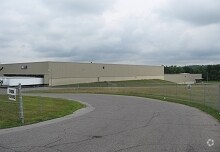 7528 State Fair Blvd, Baldwinsville, NY à vendre - Photo du bâtiment - Image 3 de 7