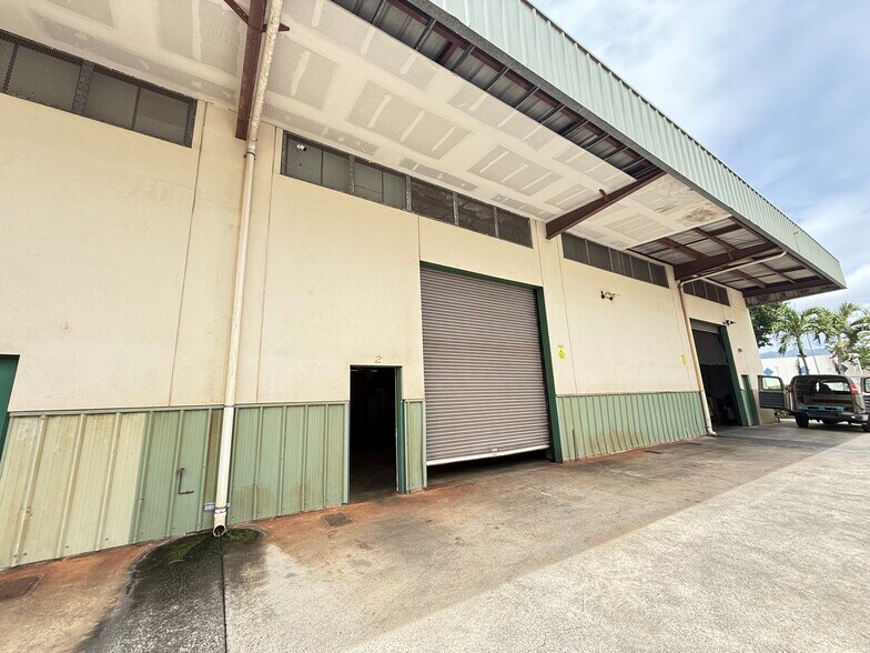 94-1175 Ka Uka Blvd, Waipahu, HI à louer - Photo du bâtiment - Image 2 de 7