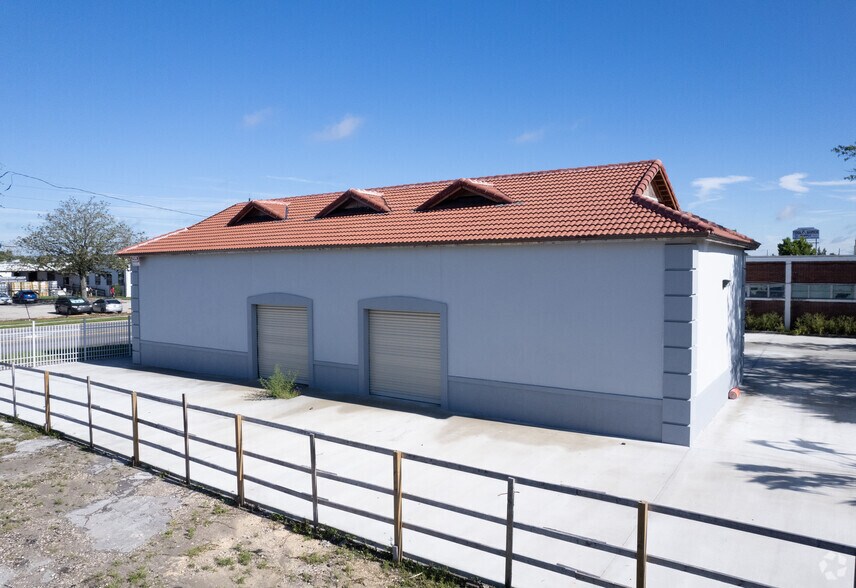 441 Cassat Ave, Jacksonville, FL à louer - Photo du bâtiment - Image 3 de 4