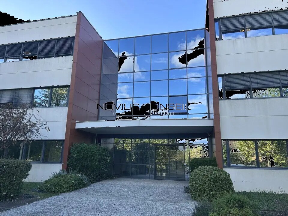 Office in Toulouse for lease Primary Photo- Image 1 of 9