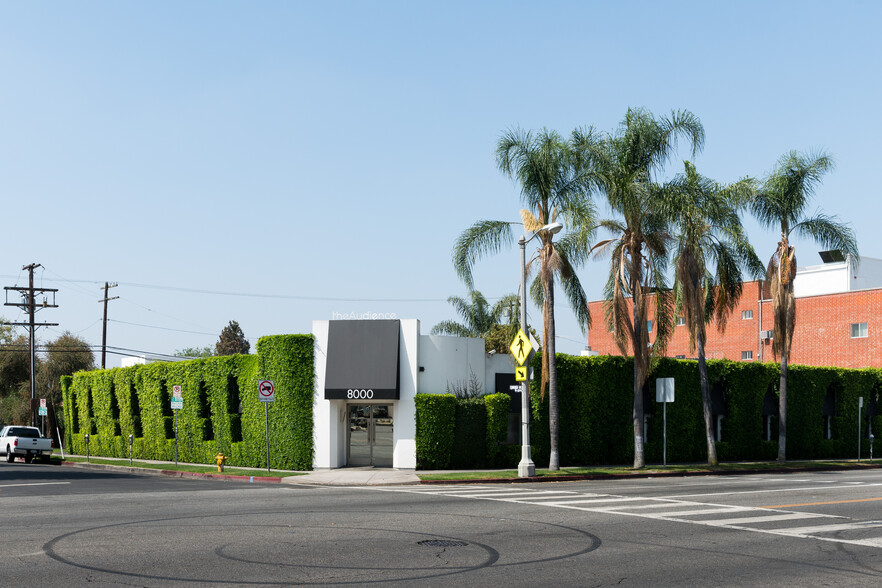 8000 Beverly Blvd, Los Angeles, CA for sale - Building Photo - Image 1 of 1