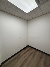 446-464 Chamberlain Ave, Paterson, NJ for lease Interior Photo- Image 2 of 6