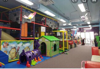 Plus de détails pour 2955 Coney Island Ave, Brooklyn, NY - Commerce de détail à louer