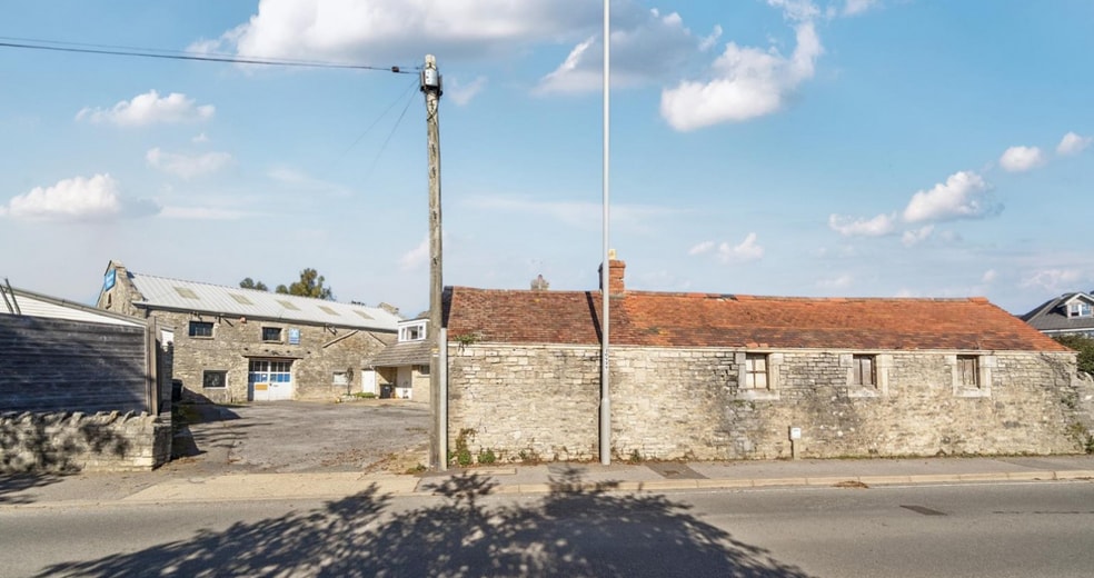 102 Victoria Av, Swanage for sale - Building Photo - Image 3 of 5