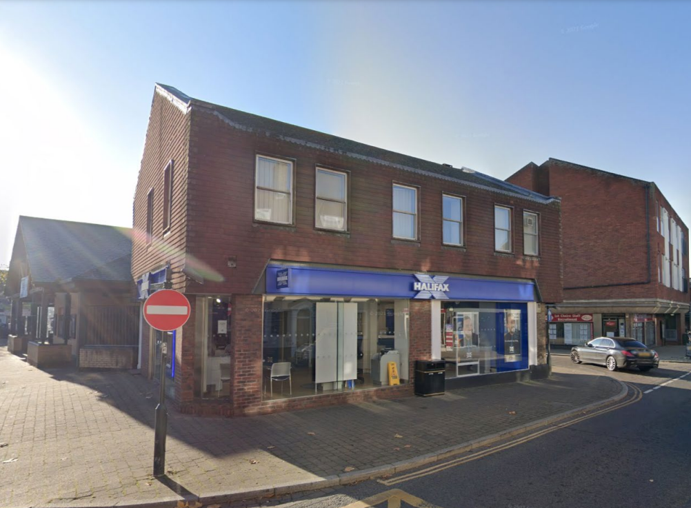 20 High St, Biggleswade for sale Primary Photo- Image 1 of 2