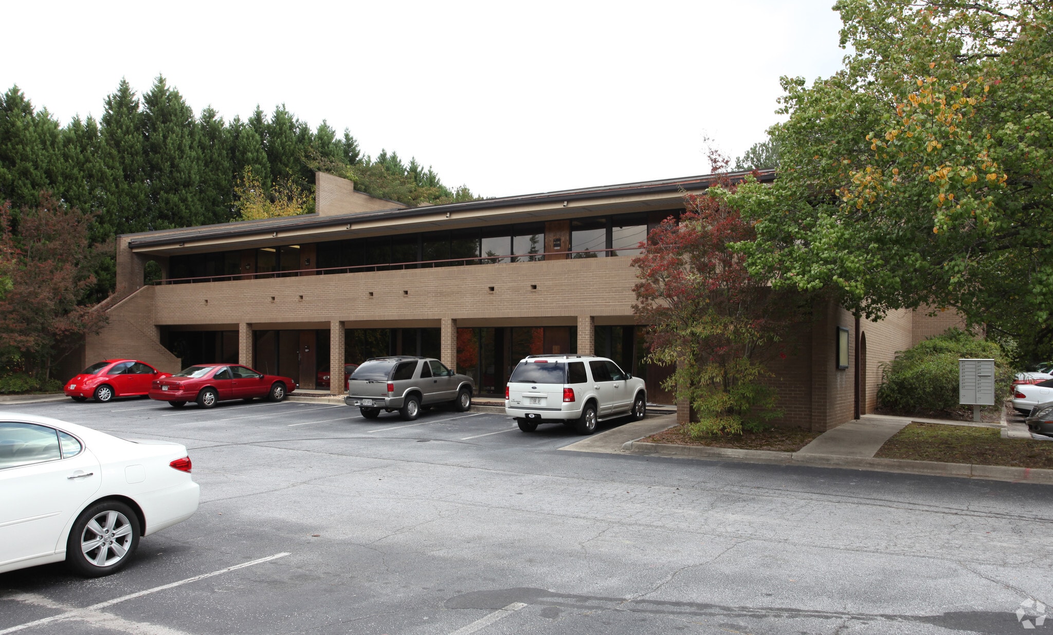 1549 Clairmont Rd, Decatur, GA for lease Building Photo- Image 1 of 3