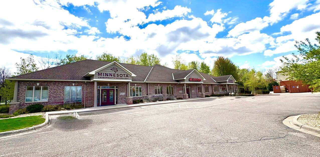 5354-5372 Edgewood Dr, Mounds View, MN for lease Building Photo- Image 1 of 2
