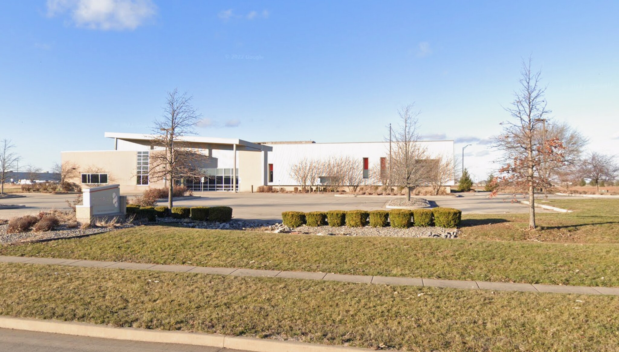 1002 Interstate Dr, Champaign, IL à louer Photo principale- Image 1 de 6