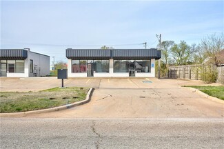 Plus de détails pour 13721-13723 Fairhill Ave, Edmond, OK - Bureau/Commerce de détail à louer