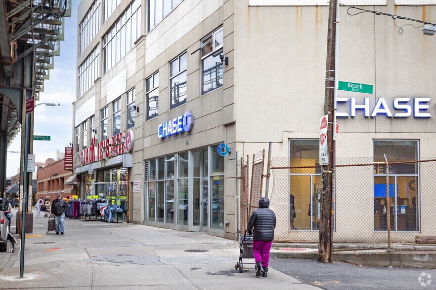 128-132 Brighton Beach Ave, Brooklyn, NY à louer - Photo du bâtiment - Image 2 de 7