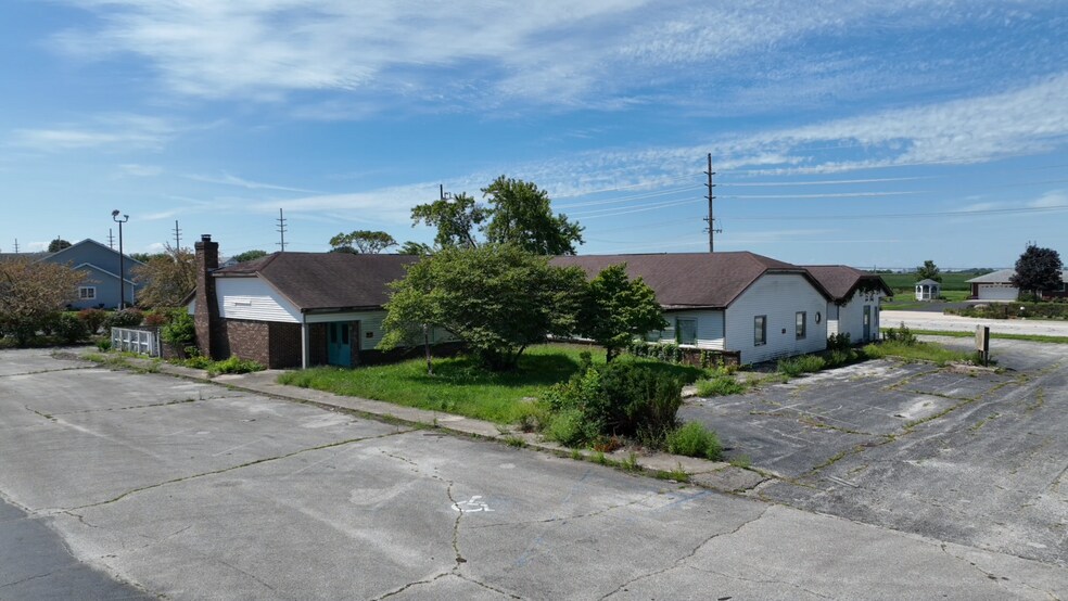 5024 Norway Rd, Monticello, IN à vendre - Photo du bâtiment - Image 2 de 11