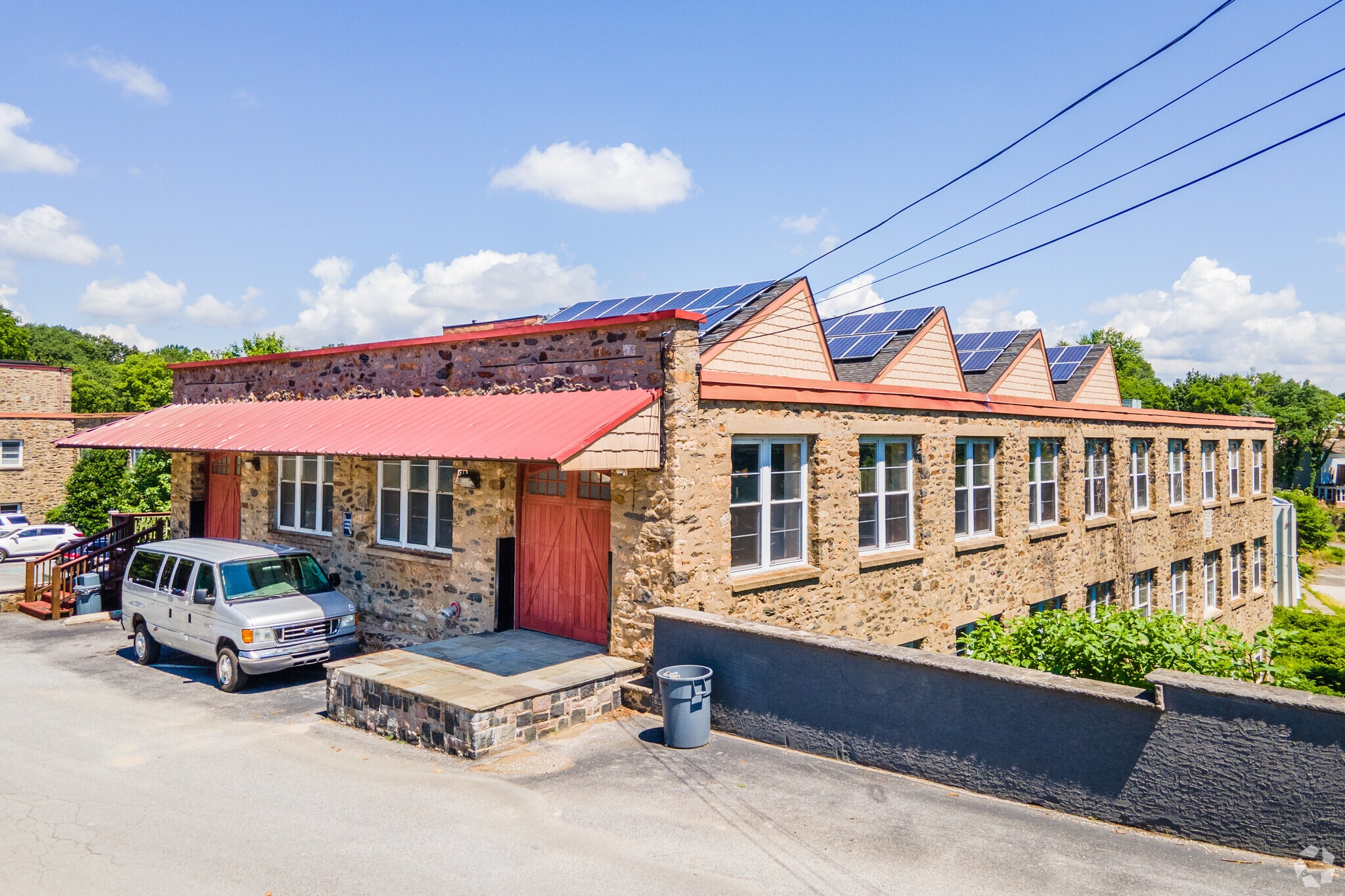 4 Rockbourne Ave, Clifton Heights, PA à louer Photo principale- Image 1 de 9