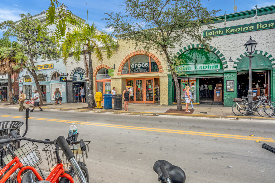 211 Duval St, Key West, FL à vendre - Photo du bâtiment - Image 1 de 1