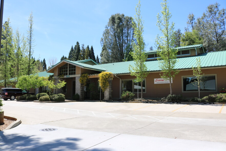 1020 McCourtney Rd, Grass Valley, CA for sale - Building Photo - Image 1 of 1