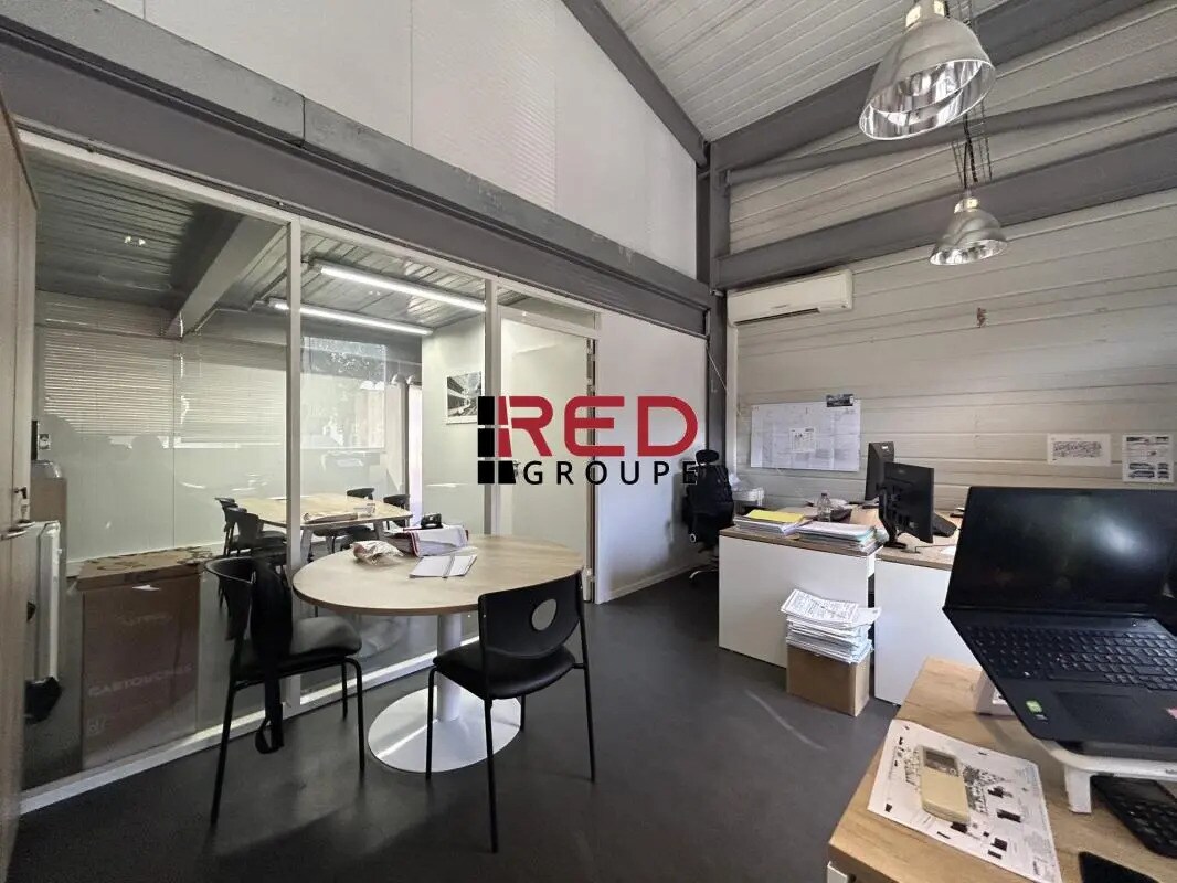 Office in Aix-en-Provence for lease Building Photo- Image 1 of 6