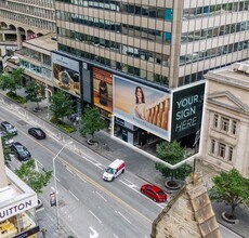 151 Bloor St W, Toronto, ON à louer Photo du bâtiment- Image 1 de 4
