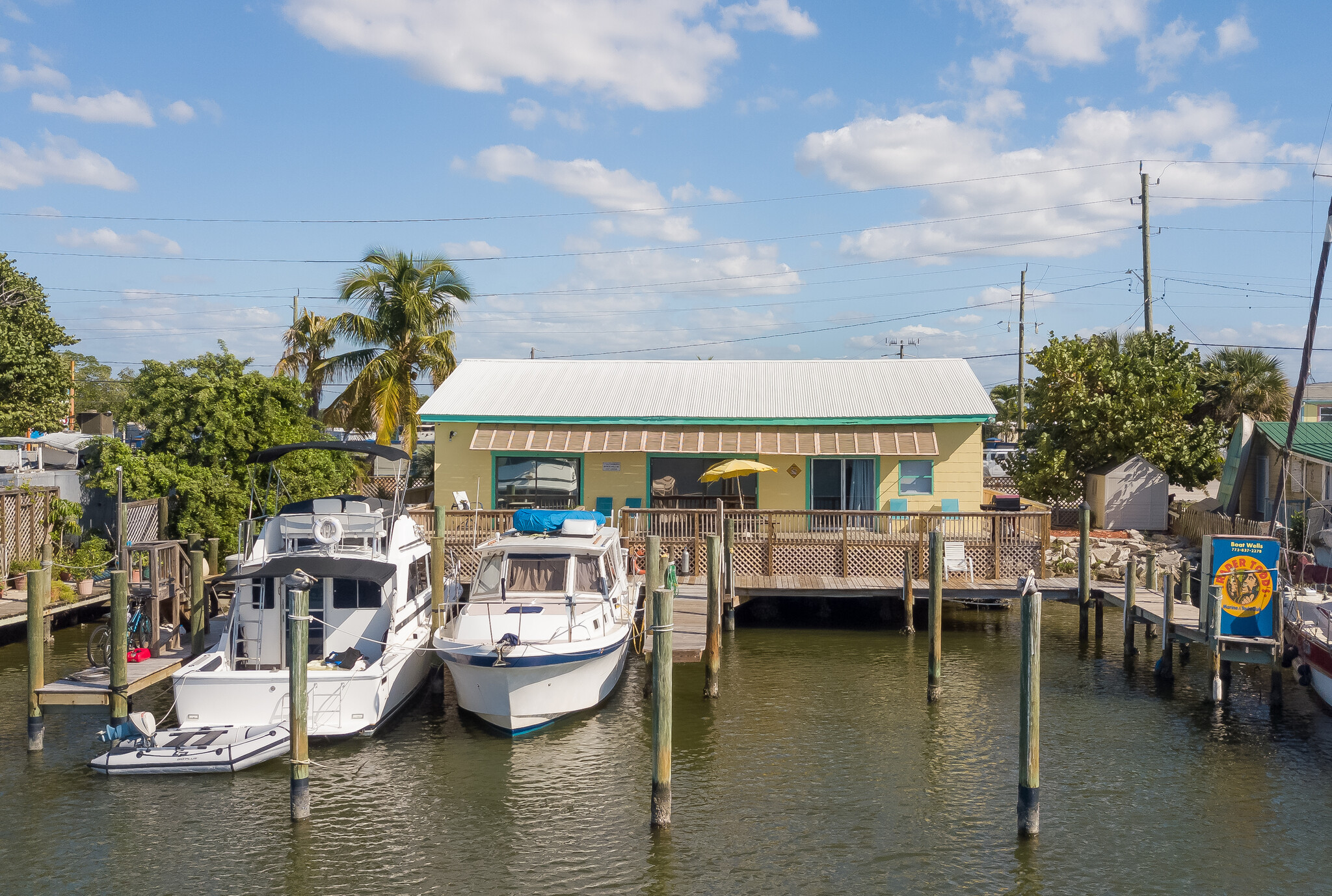 18600 San Carlos Blvd, Fort Myers, FL à vendre Photo du bâtiment- Image 1 de 1