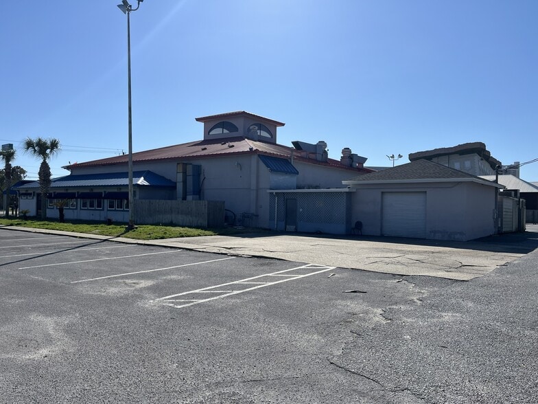 9800 Front Beach Rd, Panama City, FL for lease - Building Photo - Image 2 of 21