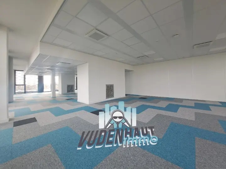 Office in Labège for lease Building Photo- Image 1 of 10