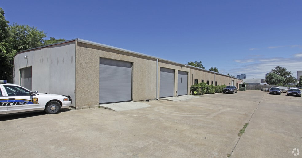 2822 W 5th St, Fort Worth, TX for lease - Building Photo - Image 3 of 4