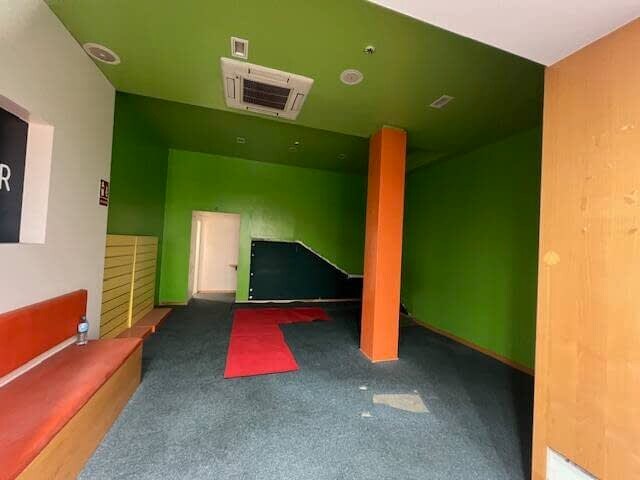 Retail in Sabadell, Barcelona for lease Interior Photo- Image 1 of 5