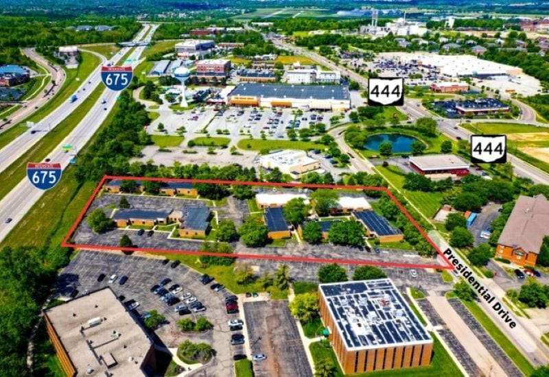 3160-3162 Presidential Dr, Fairborn, OH for lease - Building Photo - Image 2 of 16