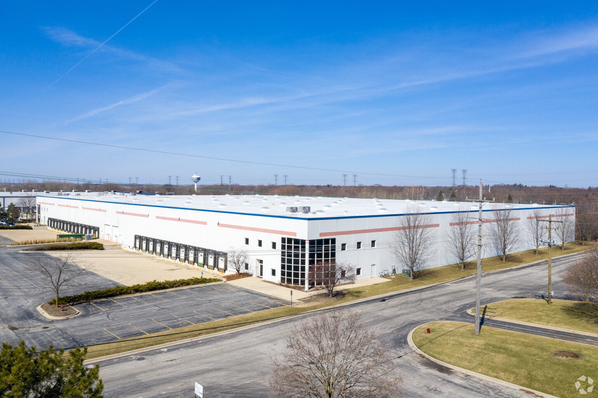 102 N Overland Dr, North Aurora, IL for lease Primary Photo- Image 1 of 11