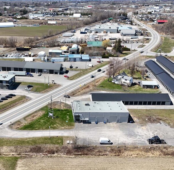 121 Rte 158, Saint-Thomas, QC for lease - Building Photo - Image 3 of 3