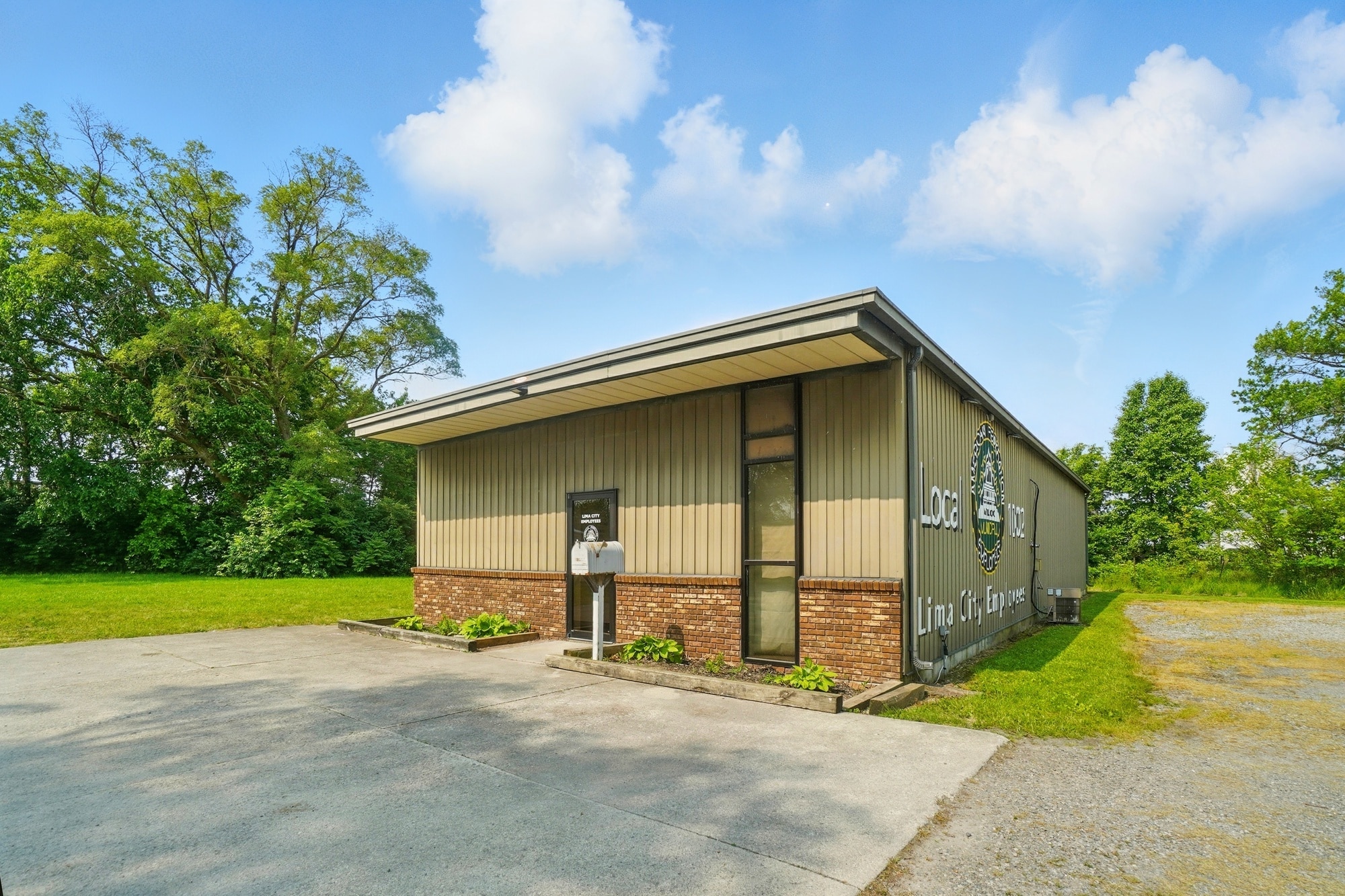 1007 N Center St, Lima, OH à vendre Photo principale- Image 1 de 23