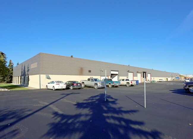 Plus de détails pour 9451-9471 49 St NW, Edmonton, AB - Industriel à louer