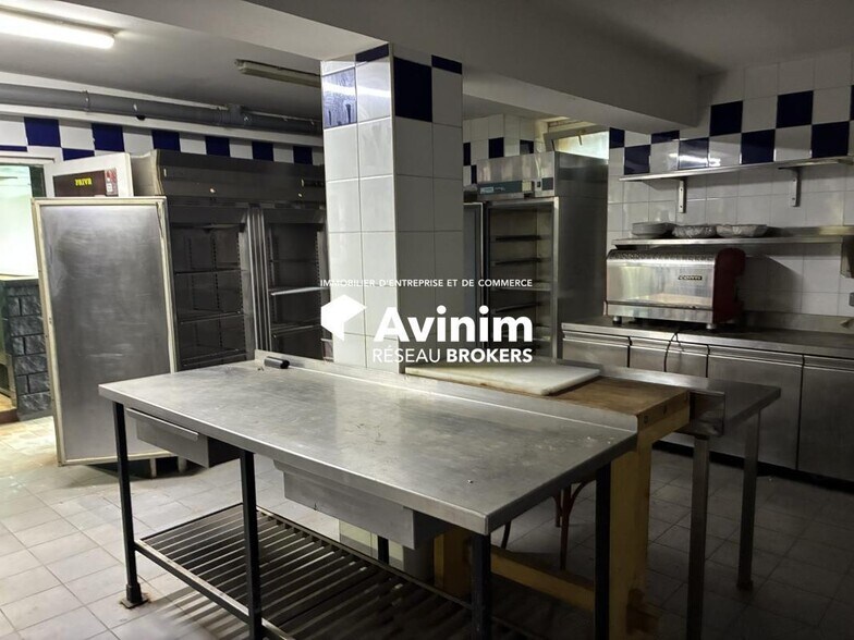 Retail in Brétigny-sur-Orge for lease - Interior Photo - Image 1 of 5
