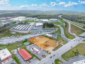 660 W Main St, Cookeville, TN - Aérien  Vue de la carte - Image1