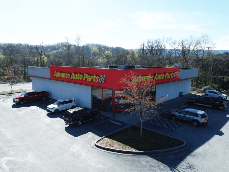 725 N Tennessee Ave, Etowah, TN for sale - Building Photo - Image 1 of 1